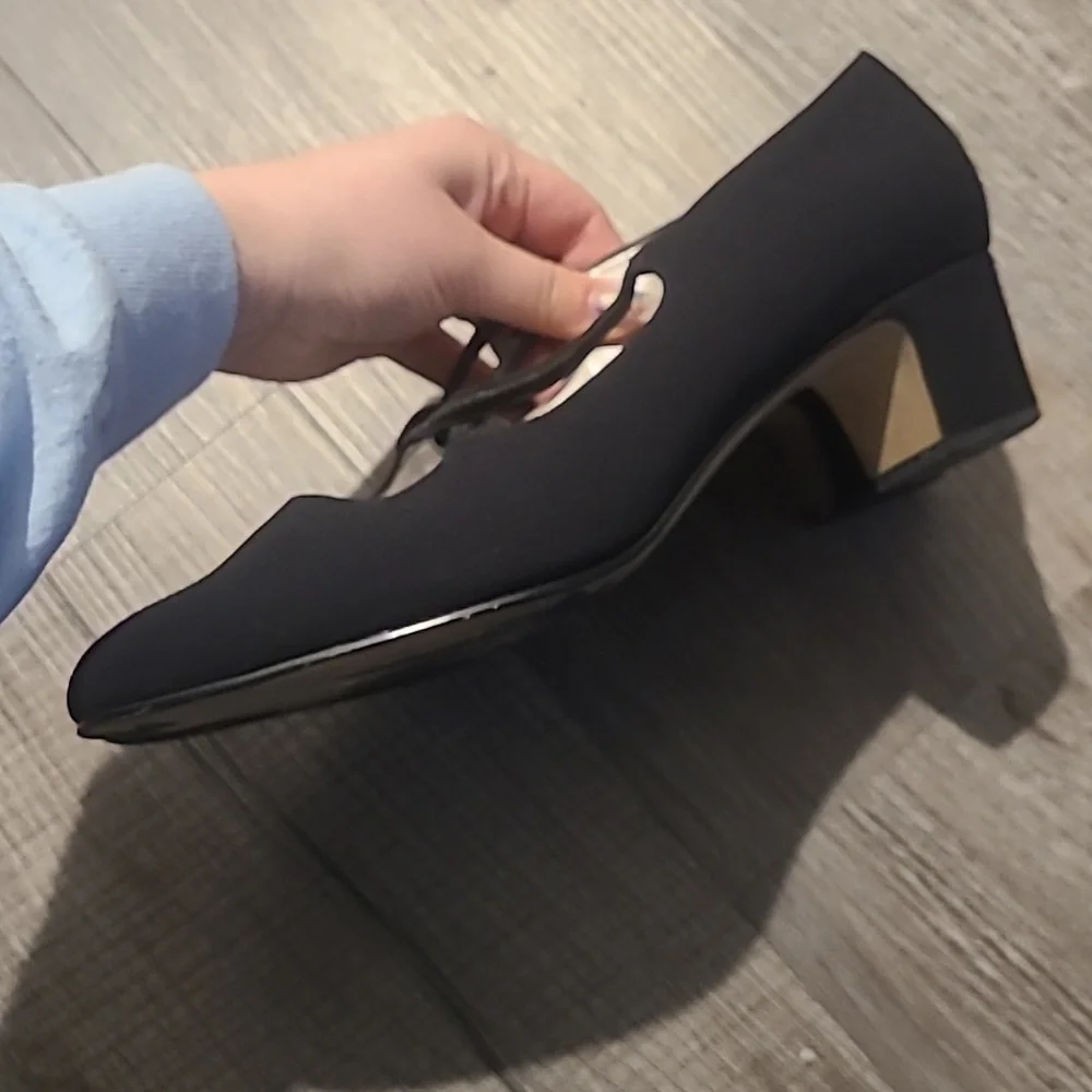 EUC Trotters Jamie Cross-Strap Pumps Ballroom Dancing Women's Sz 9M - Picture 5 of 6